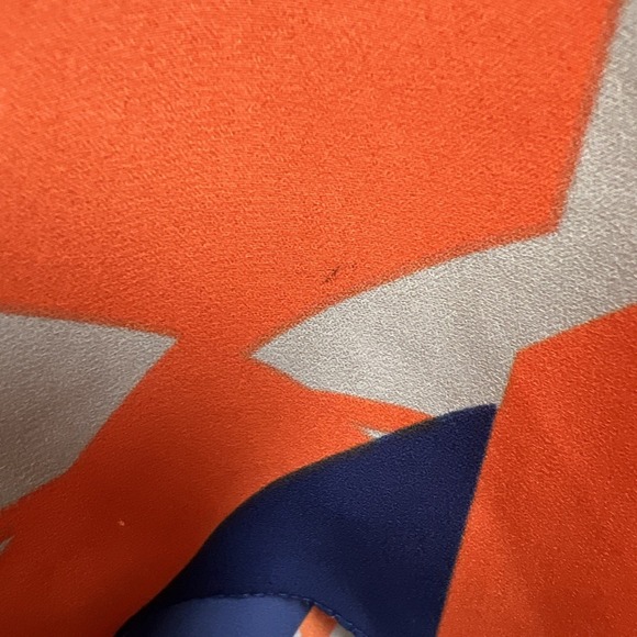 Joseph Ribkoff Abstract Asymmetrical V-Neck Top Size 6 Artsy Retro - Picture 8 of 9